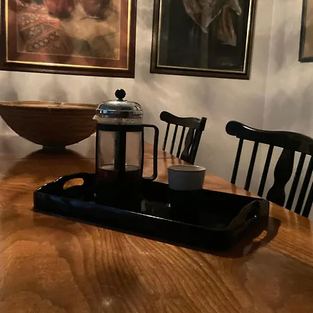 Retrohenkinen Taiteilijakoti - Kaleva * 坦佩雷