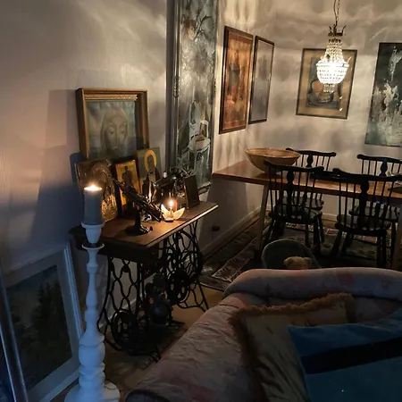 Retrohenkinen Taiteilijakoti - Kaleva شقة تامبير